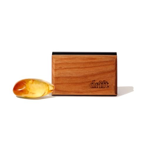 You are currently viewing The Best Air Freshener for Cars: Eliminate Odors with Long-Lasting Scents